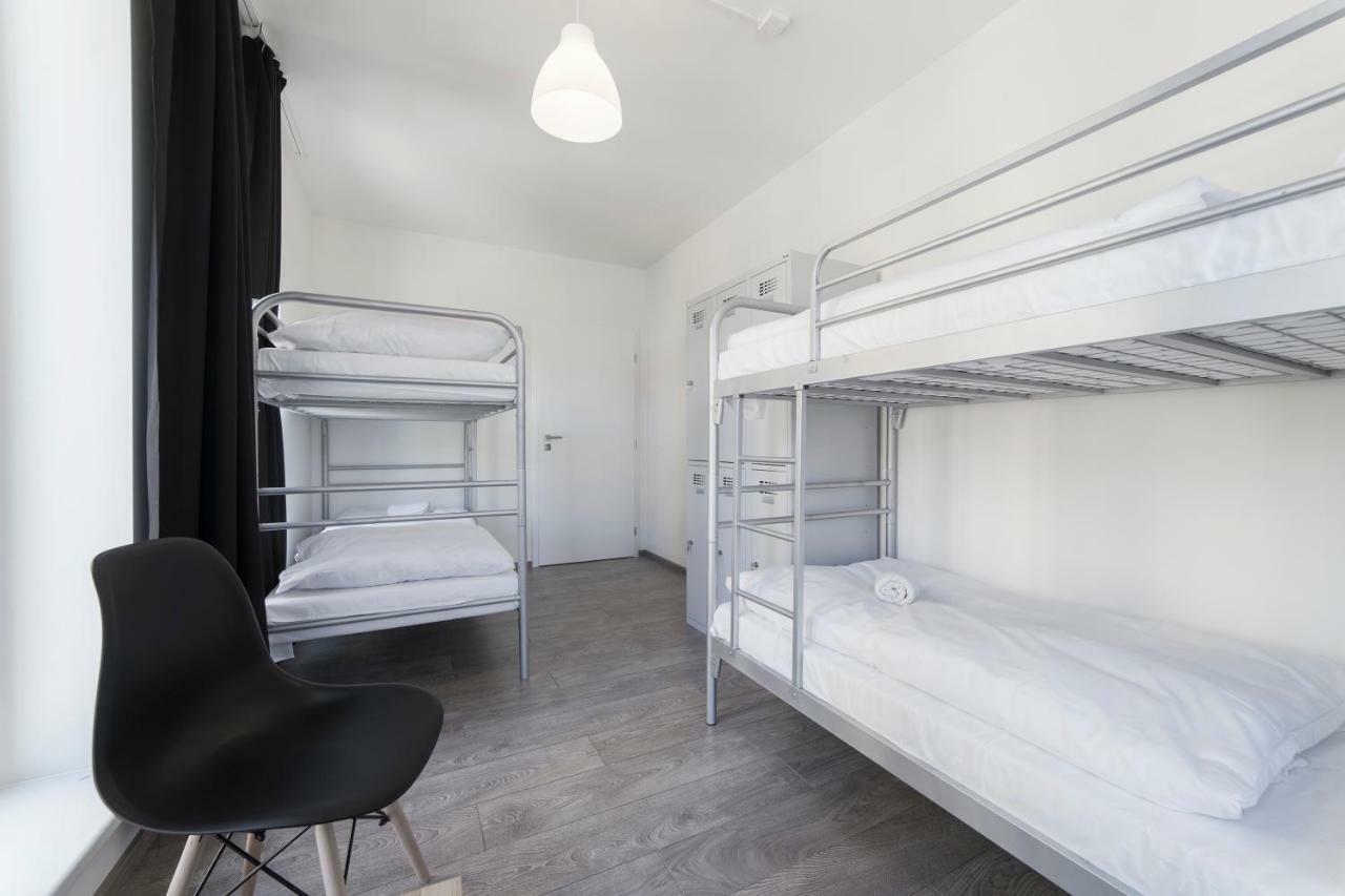 Hostel Homer Liben Прага Экстерьер фото