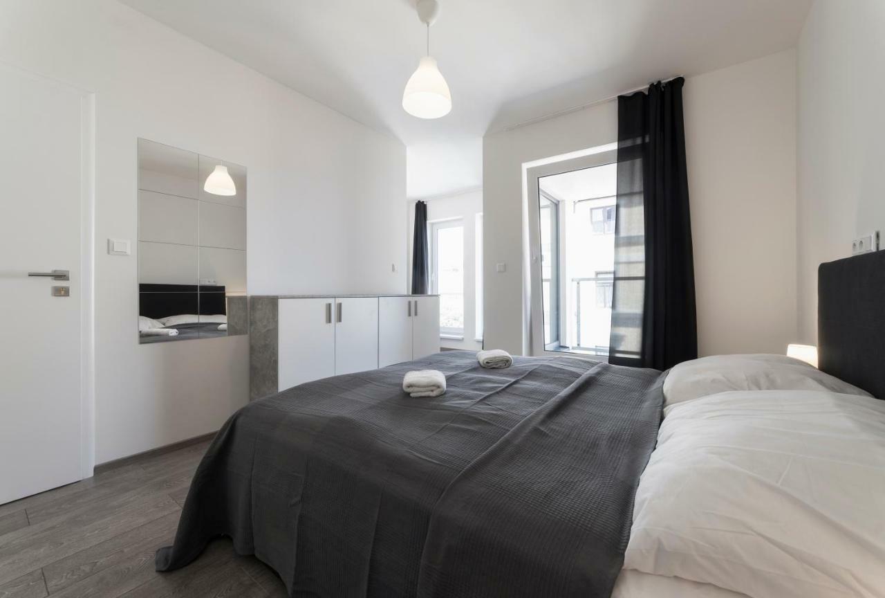 Hostel Homer Liben Прага Экстерьер фото