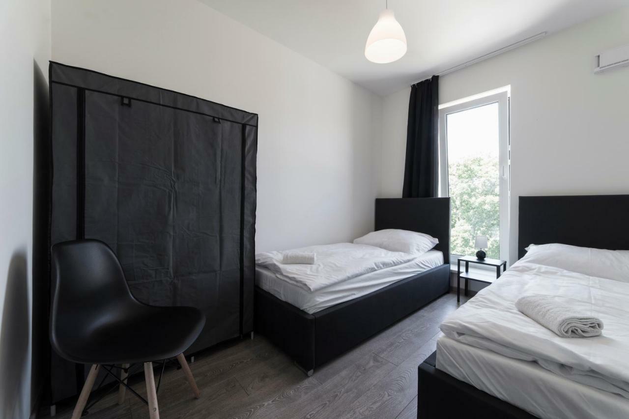 Hostel Homer Liben Прага Экстерьер фото